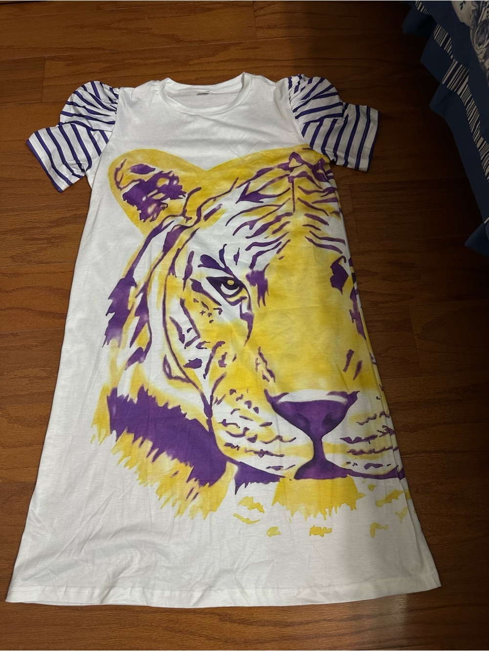 Girls' White Nightgown with Yellow & Purple Tiger Graphic
